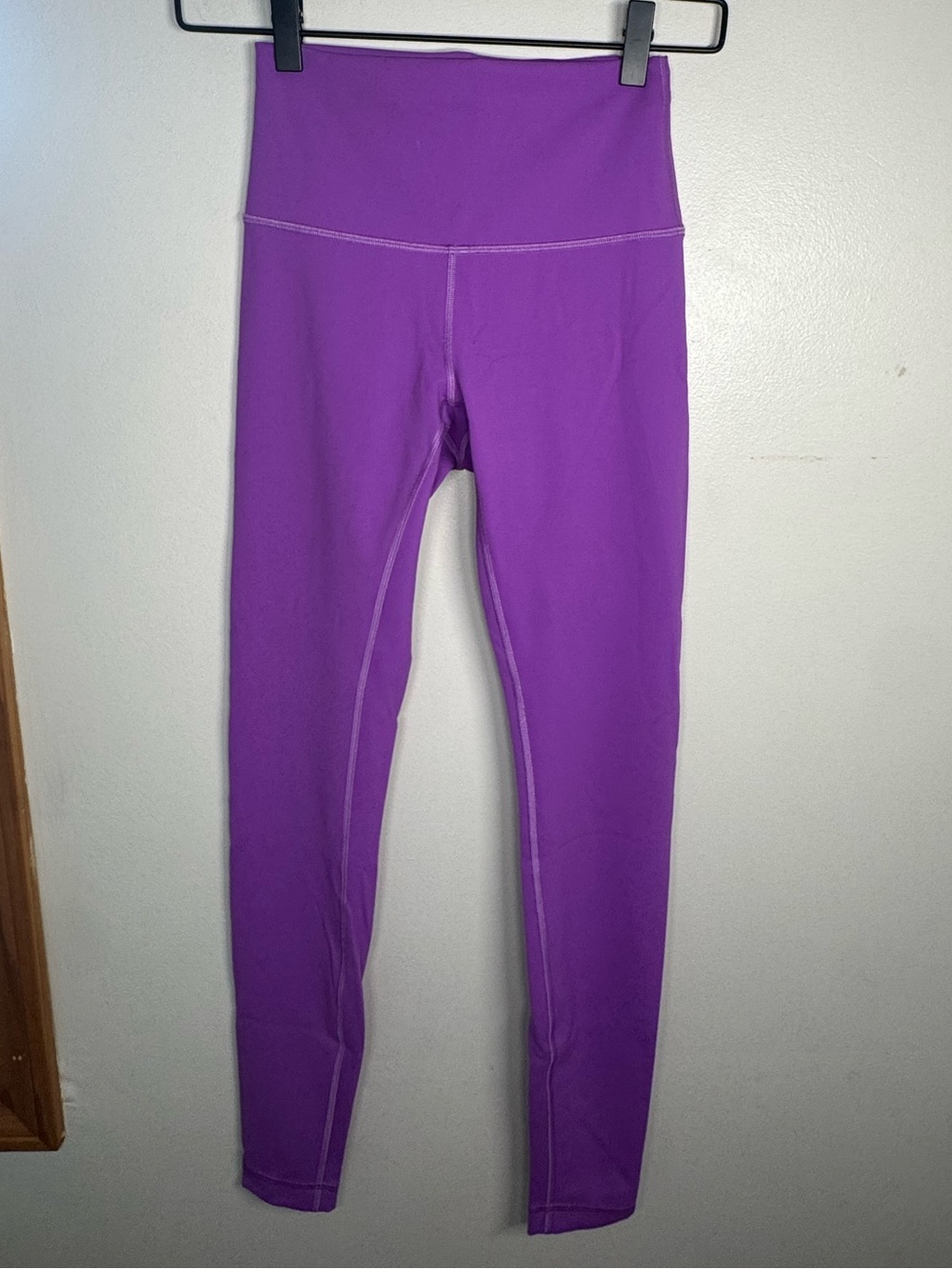 Lululemon Wunder Train High-Rise
Tight 28"
Moonlit Magenta